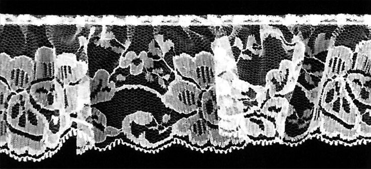 Wide white lace trim deals